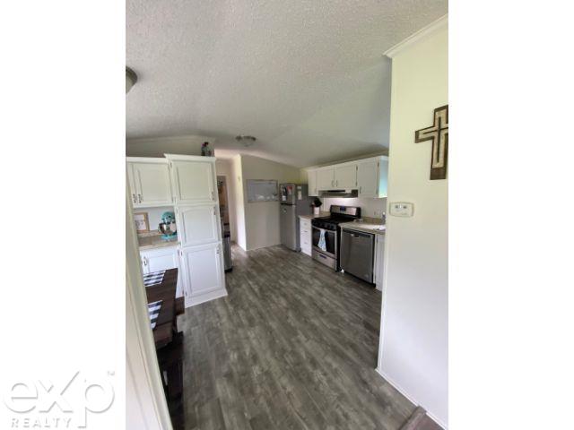 9625 Thomas Road Avoca, MI 48006 - Photo 7 of 9
