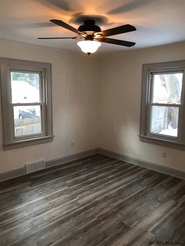 254 Vley Road Scotia, NY 12302 - Photo 7 of 27 Photo 7