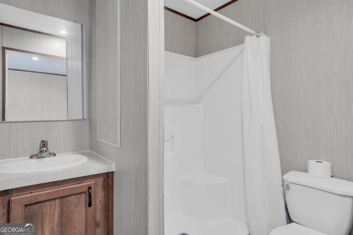 370 Briarwood Road Jesup, GA 31545 - Photo 8 of 19