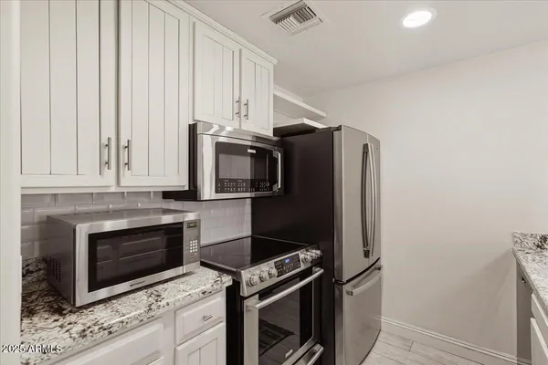 $4,000 | 36601 North Mule Train Road, Unit B20, Carefree, AZ 85377
