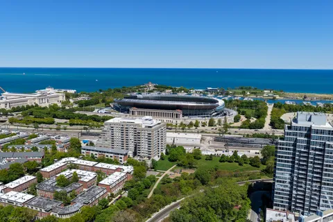 $350,000 | 1601 South Michigan Avenue, Unit 107, Chicago, IL 60616