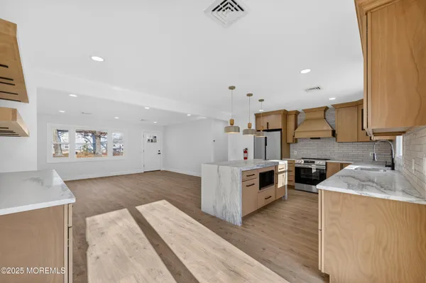 $550,000 | 1627 Adams Avenue, Toms River, NJ 08753