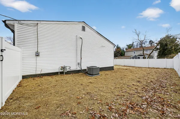 $550,000 | 1627 Adams Avenue, Toms River, NJ 08753