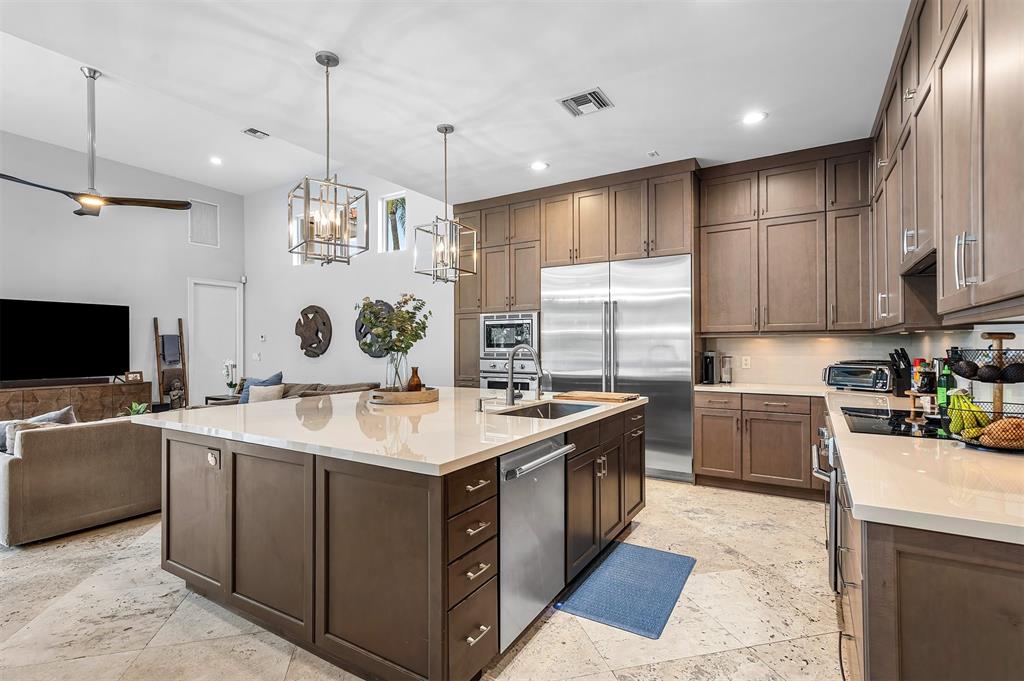 6599 Northwest 33rd Avenue Boca Raton, FL 33496 - Photo 18 of 58