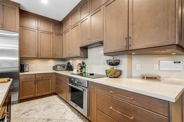 $2,095,000 | 6599 Northwest 33rd Avenue, Boca Raton, FL 33496