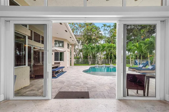 $2,095,000 | 6599 Northwest 33rd Avenue, Boca Raton, FL 33496