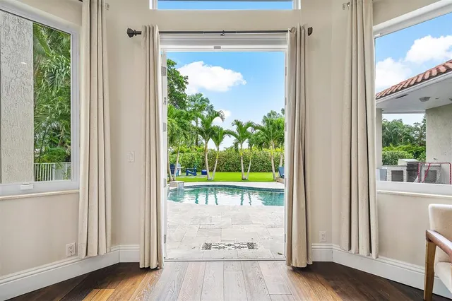 $2,095,000 | 6599 Northwest 33rd Avenue, Boca Raton, FL 33496