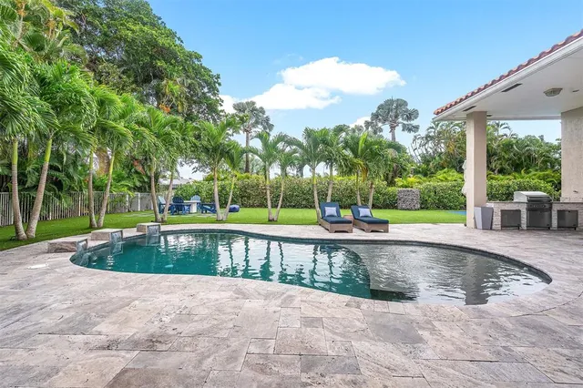 $2,095,000 | 6599 Northwest 33rd Avenue, Boca Raton, FL 33496