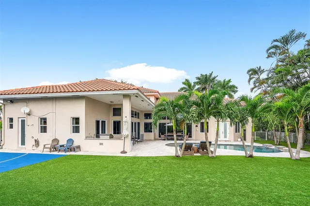 $2,095,000 | 6599 Northwest 33rd Avenue, Boca Raton, FL 33496
