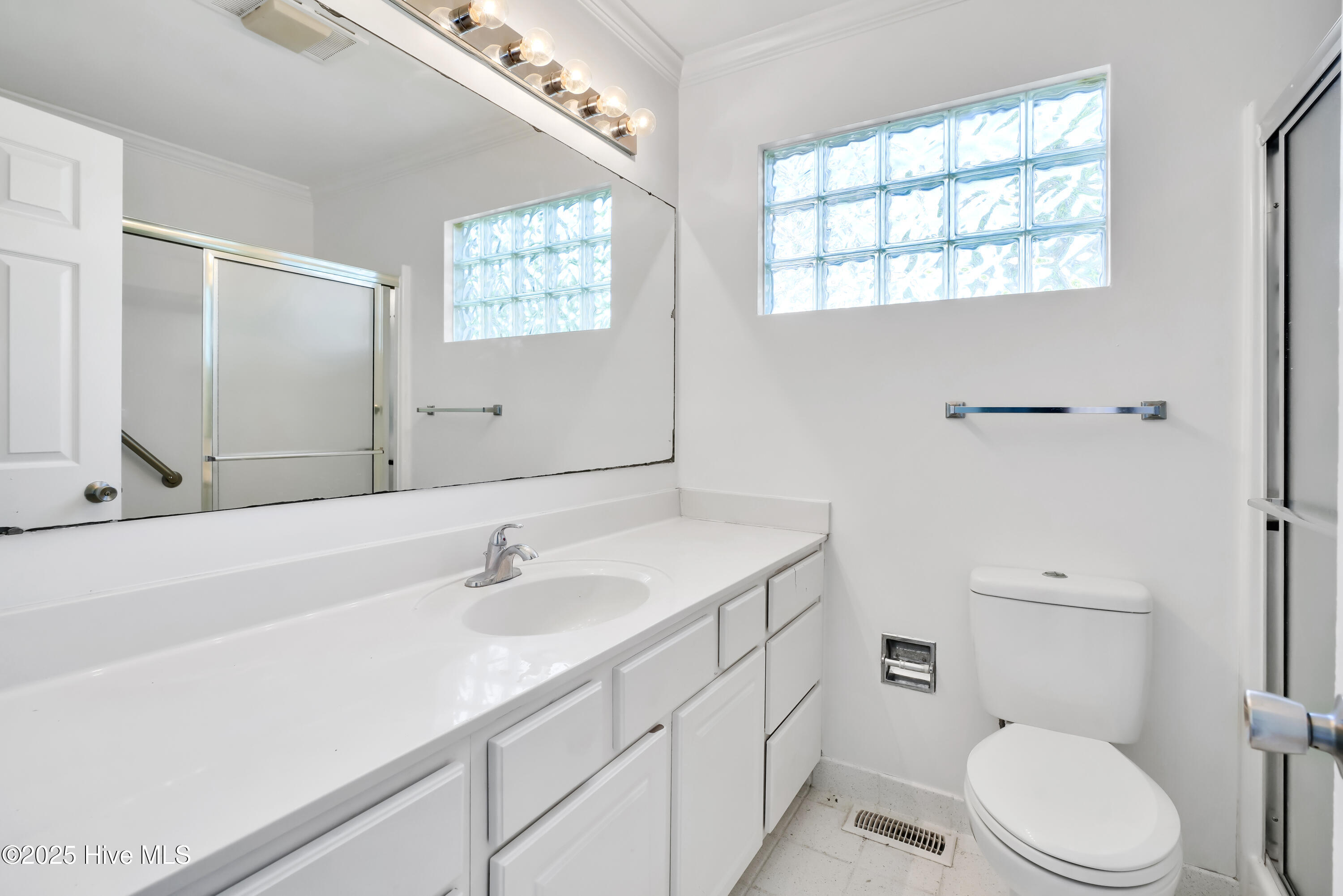 115 Ridgeway Drive Wilmington, NC 28409 - Photo 18 of 37 115RidgewayDrive-19