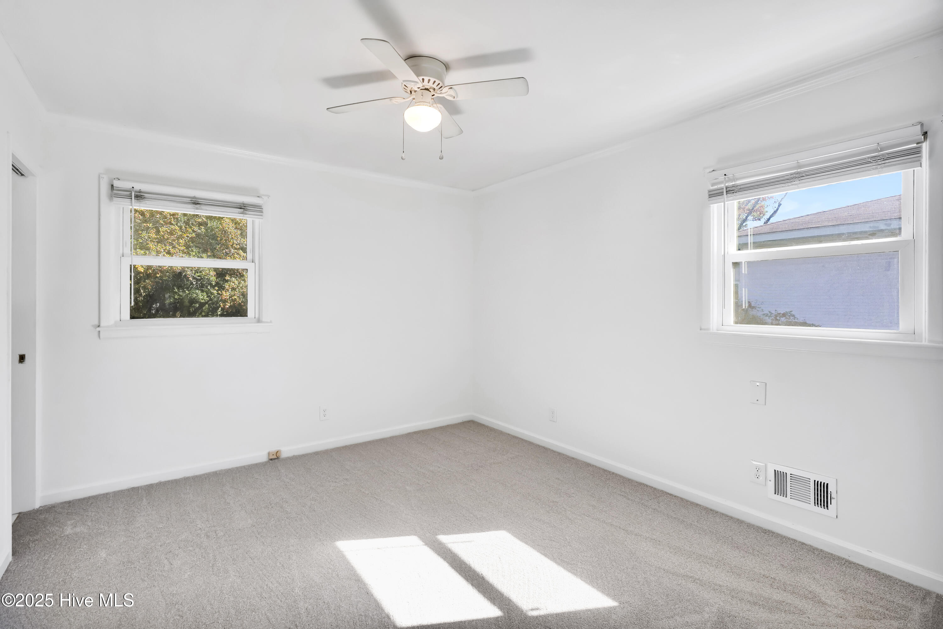 115 Ridgeway Drive Wilmington, NC 28409 - Photo 28 of 37 115RidgewayDrive-28