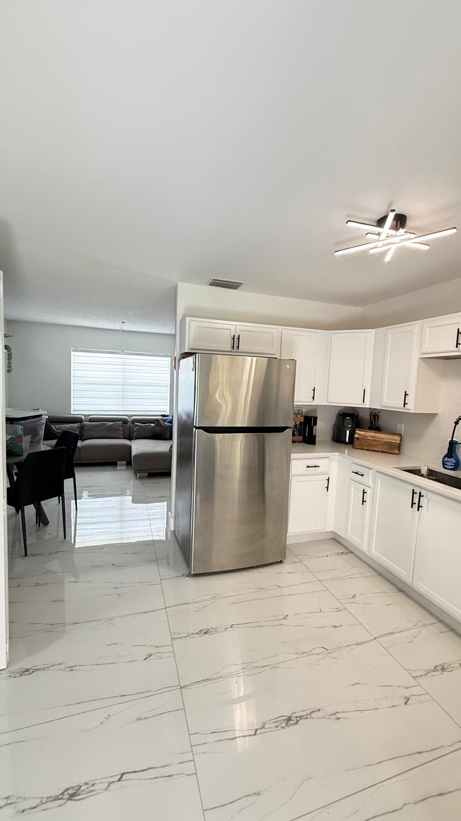 9052 Fountain Road Lake Worth, FL 33467 - Photo 15 of 32 IMG_3902