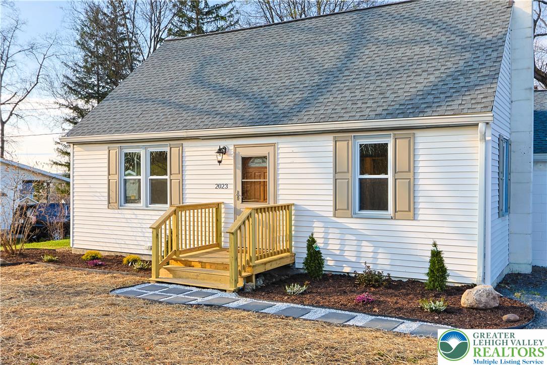 2023 Church Road Allentown, PA 18104 - Photo 4 of 37