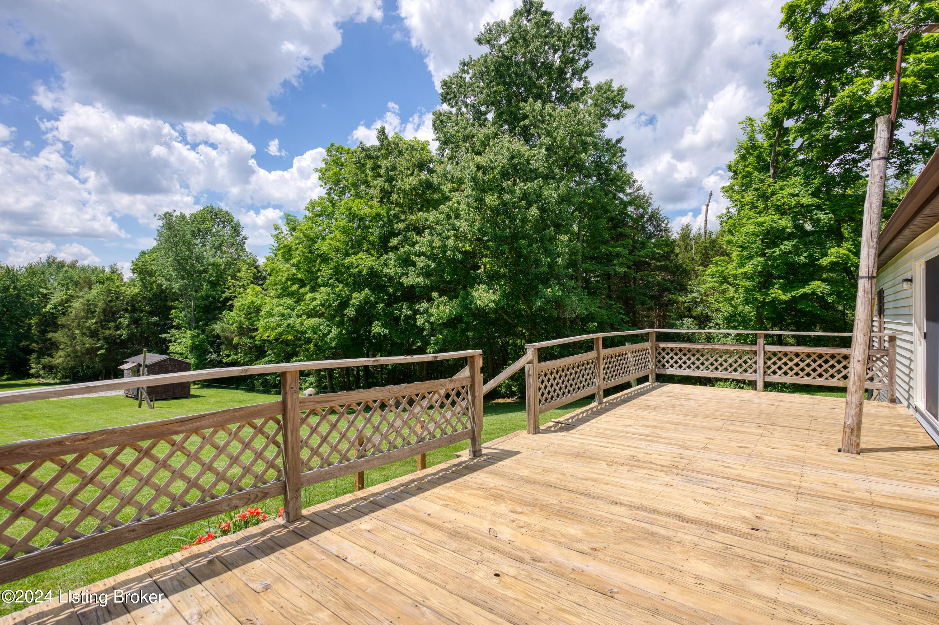 6008 New Cut Road Crestwood, KY 40014 - Photo 32 of 47 033 - 20240521 07131