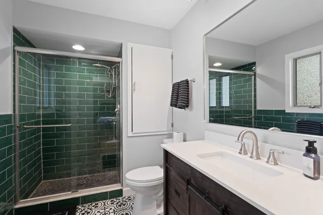 $424,900 | 1031 Conrad Court, Elk Grove Village, IL 60007