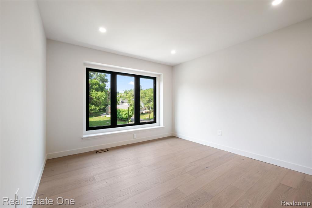 1683 Mark Hopkins Road Bloomfield Hills, MI 48302 - Photo 29 of 44