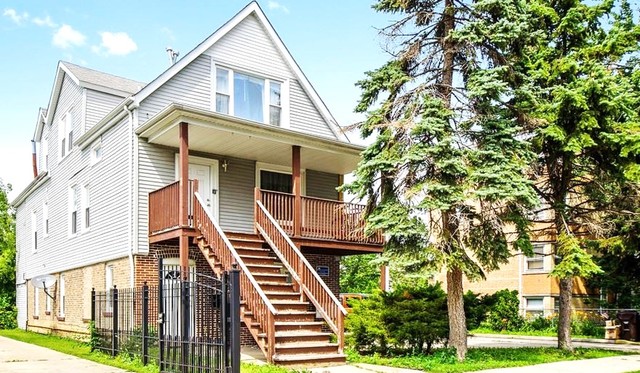 6046 West Giddings Street Chicago, IL 60630 - Photo 1 of 1