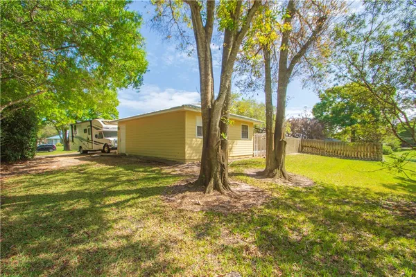 $495,000 | 855 29th Court, Vero Beach, FL 32960