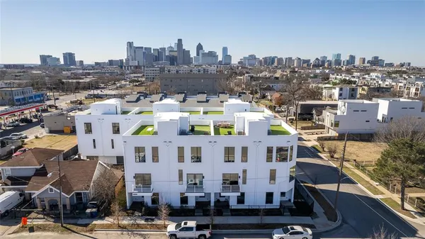 $2,500 | 4322 Roseland Avenue, Unit 9, Dallas, TX 75204