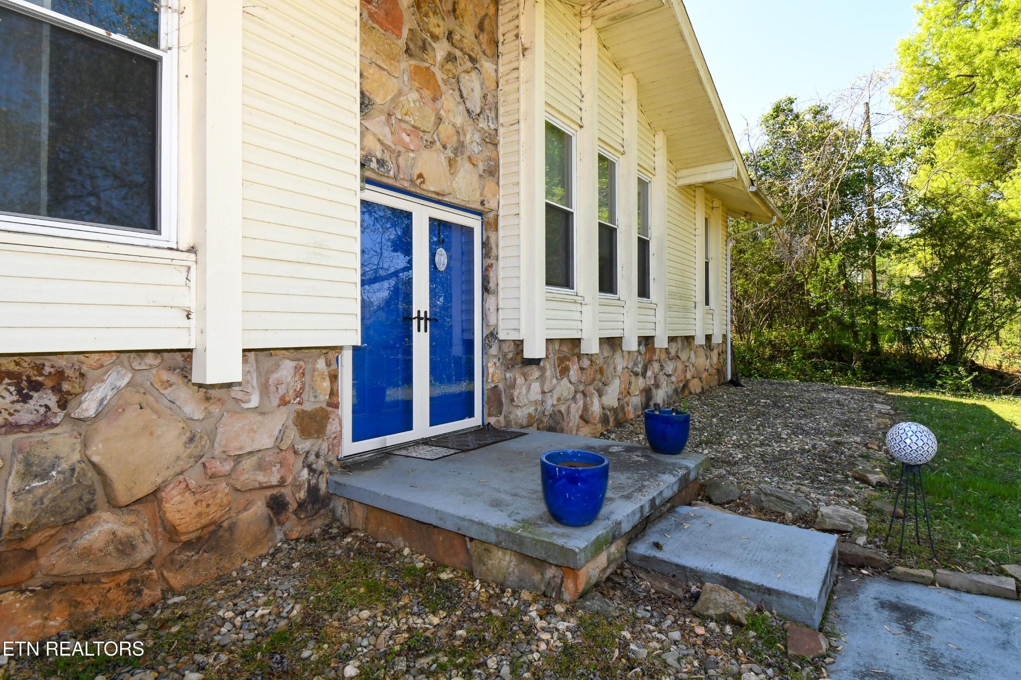 1253 Topside Road Louisville, TN 37777 - Photo 4 of 28 Gallery Image 4