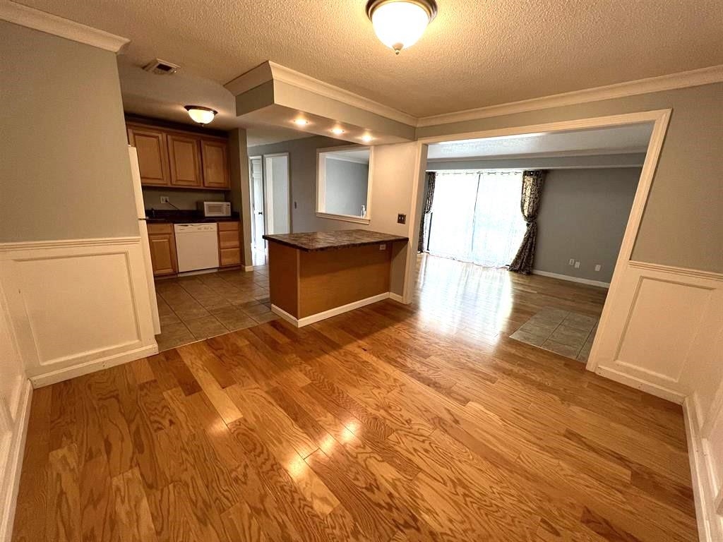 4 Brookside Drive, Unit 11 Exeter, NH 03833 - Photo 6 of 11