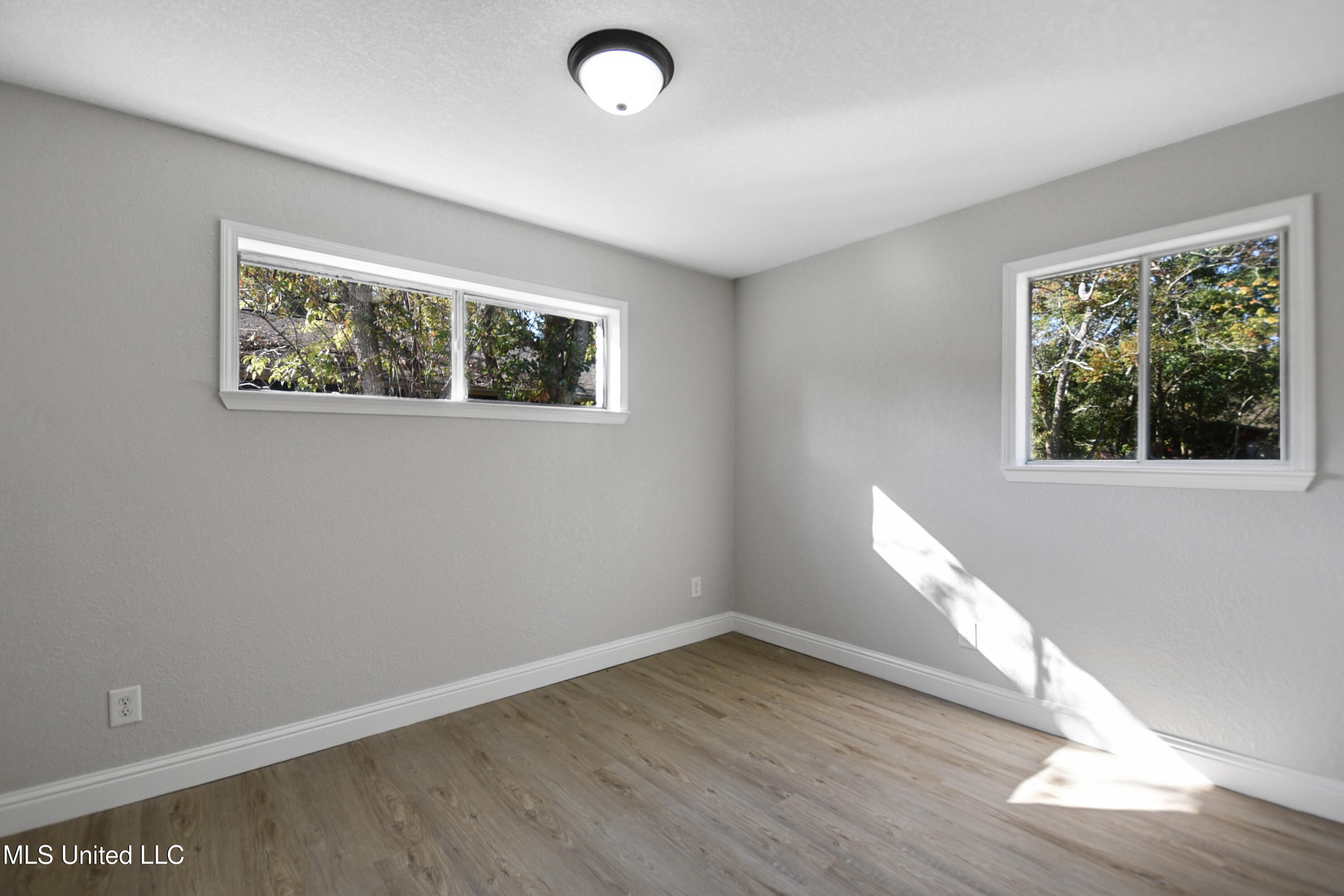 5659 Rose Drive Moss Point, MS 39563 - Photo 11 of 14 dsc_0049-dsc_0051