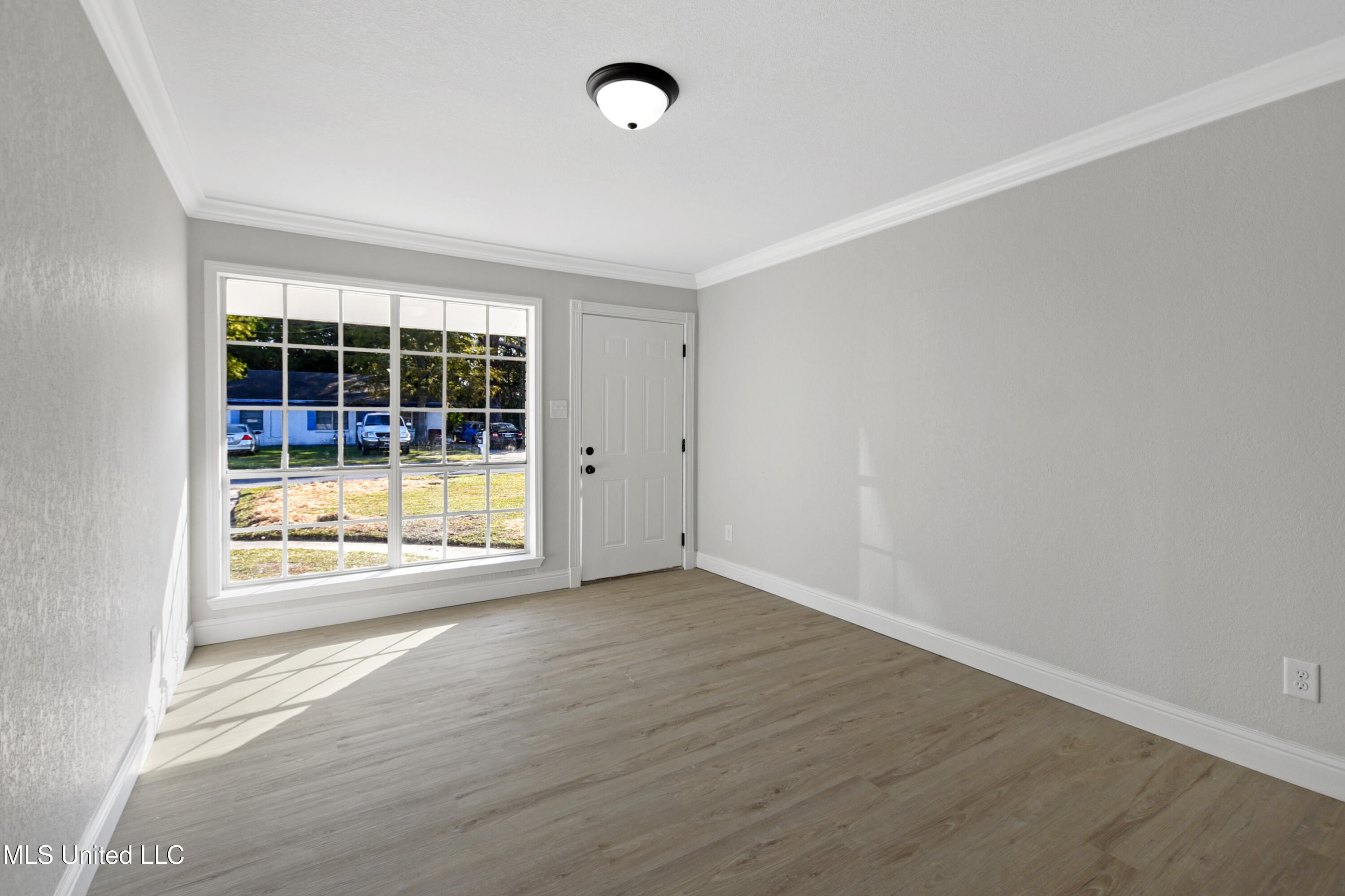 5659 Rose Drive Moss Point, MS 39563 - Photo 4 of 14 dsc_0019-dsc_0021