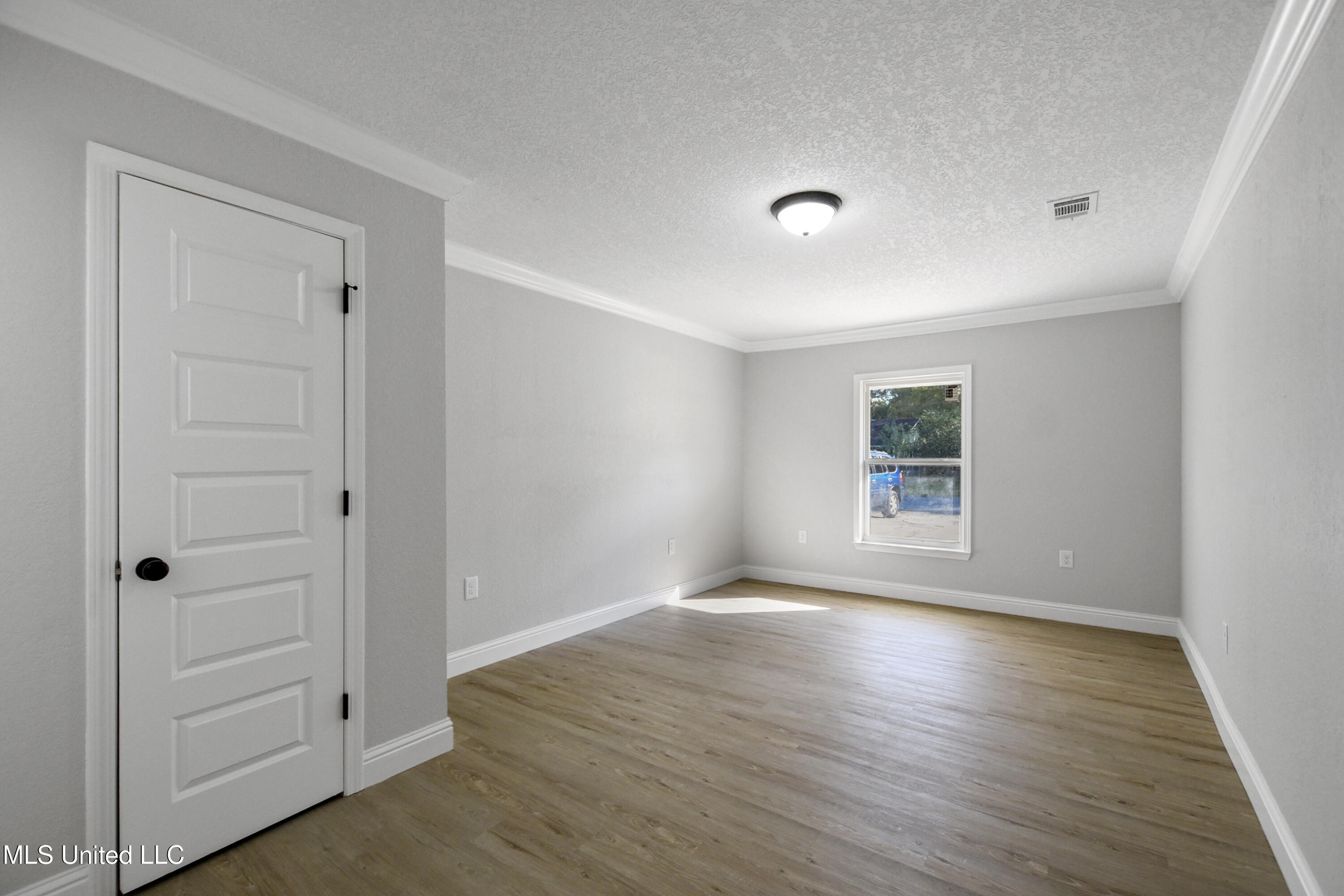 5659 Rose Drive Moss Point, MS 39563 - Photo 6 of 14 dsc_0031-dsc_0033