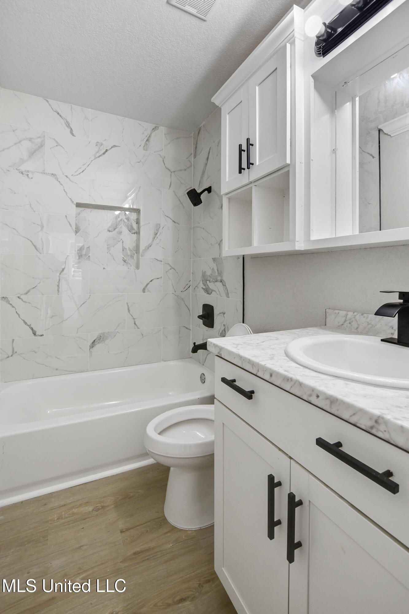 5659 Rose Drive Moss Point, MS 39563 - Photo 10 of 14 dsc_0043-dsc_0045