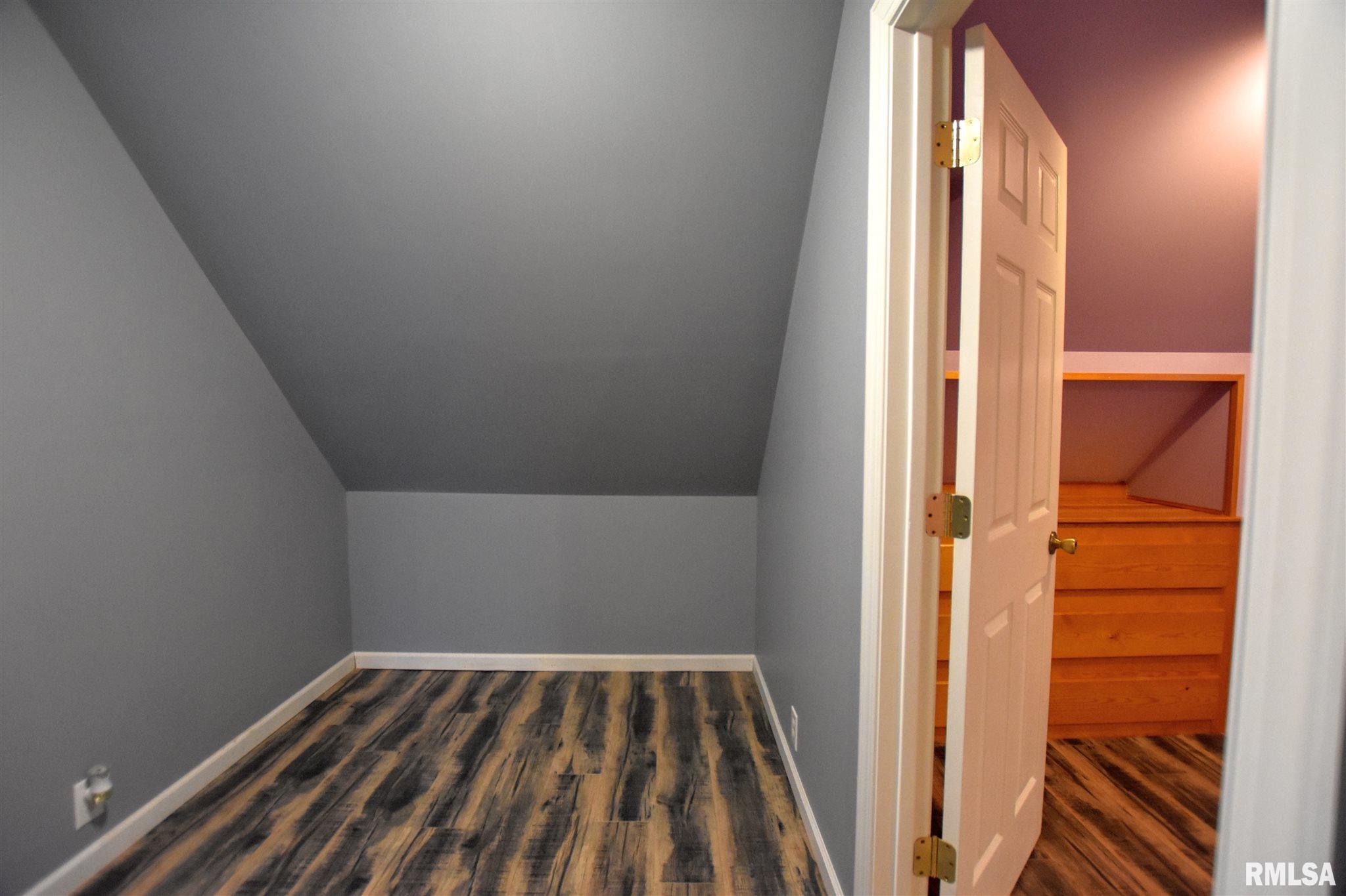 925 West Calhoun Avenue Springfield, IL 62702 - Photo 23 of 45