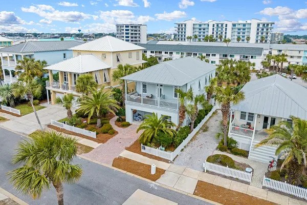 $1,195,000 | 3595 Waverly Circle, Destin, FL 32541