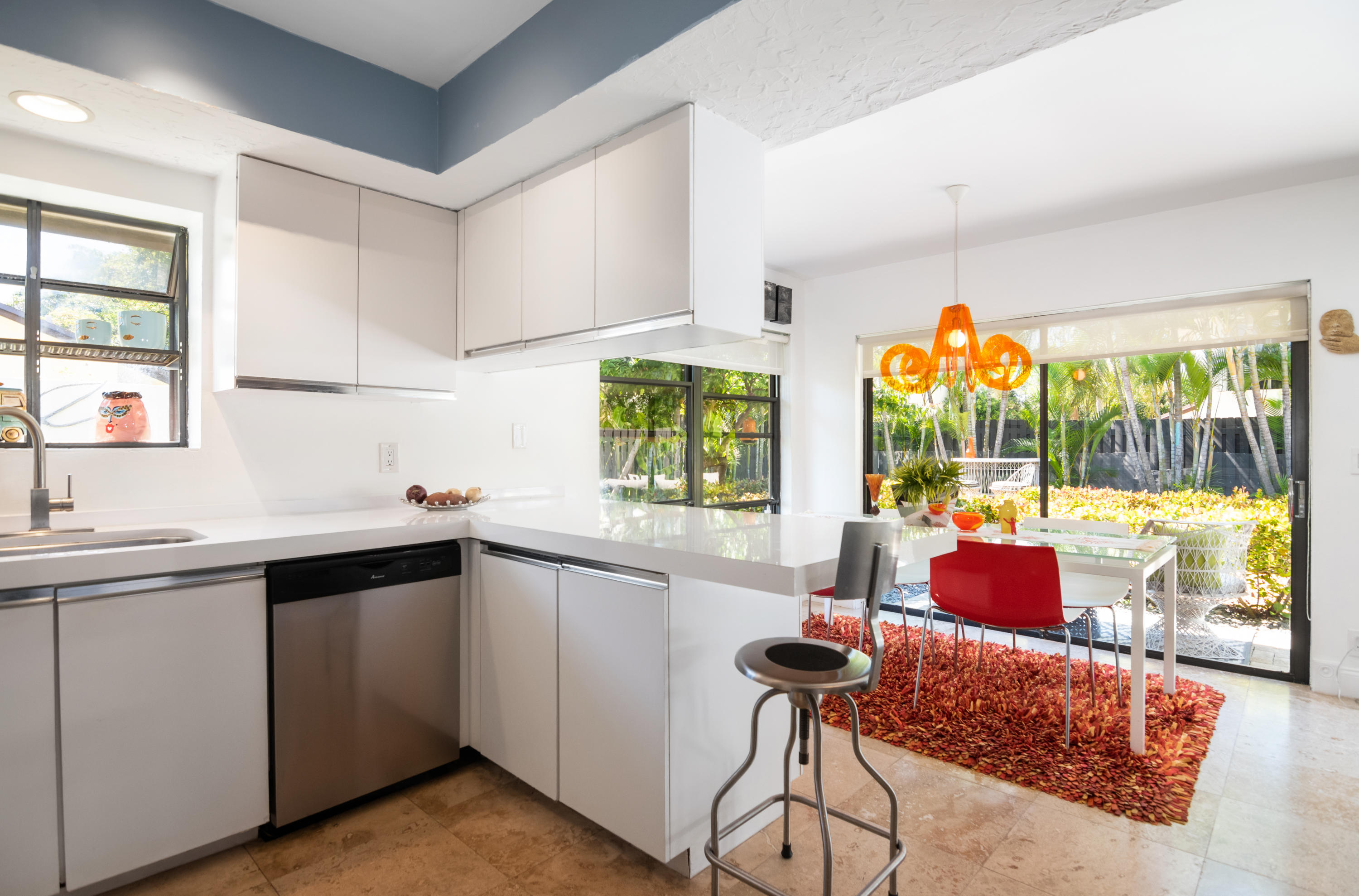 234 Southwest 28th Avenue Delray Beach, FL 33445 - Photo 13 of 32 Dining Room and Kitchen