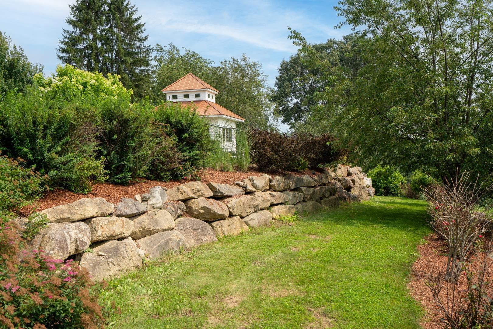 126 Bush Hill Road Hudson, NH 03051 - Photo 19 of 25