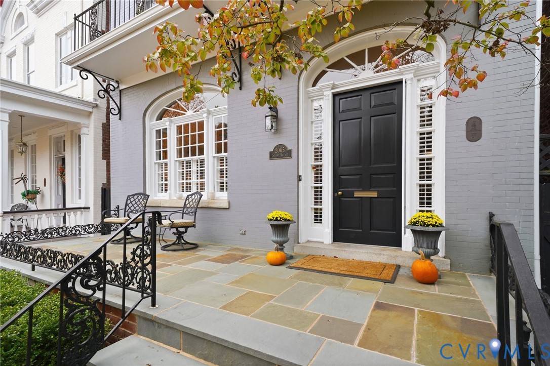 2005 Stuart Avenue Richmond, VA 23220 - Photo 2 of 29 a view of outdoor seating space