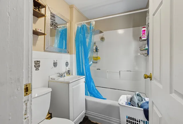 $454,000 | 21 South Street, Manchester, NH 03104