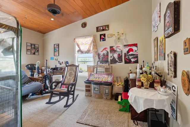 $454,000 | 21 South Street, Manchester, NH 03104