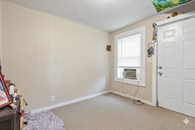 $454,000 | 21 South Street, Manchester, NH 03104