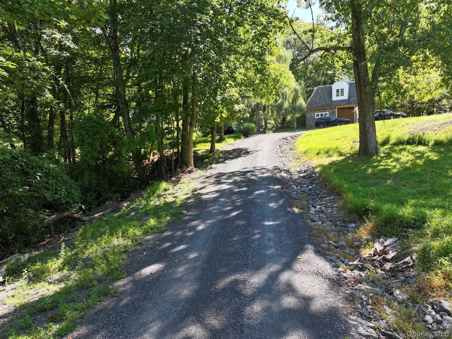 18 Denu Way Rhinecliff, NY 12574 - Photo 14 of 17 a view of a yard with plants and trees