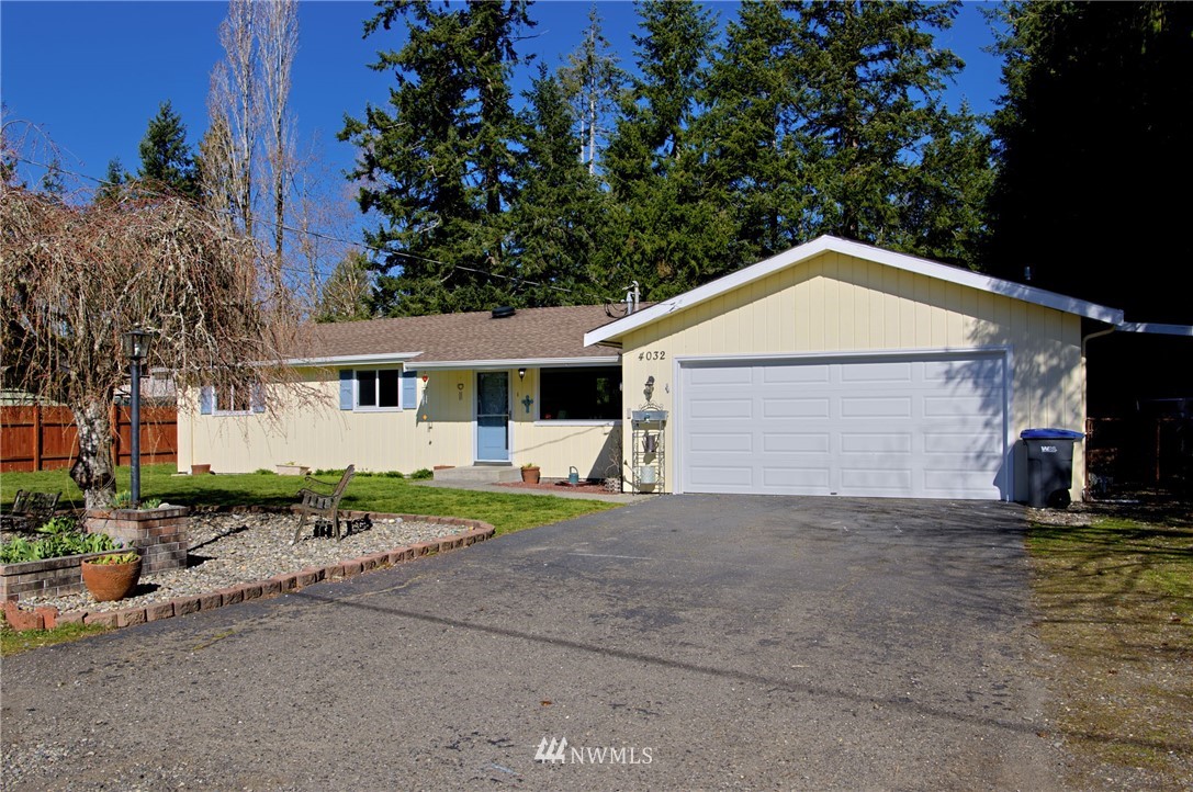 4032 Ridgeway Place Bremerton, WA 98312 - Photo 1 of 17 Gallery Image 1
