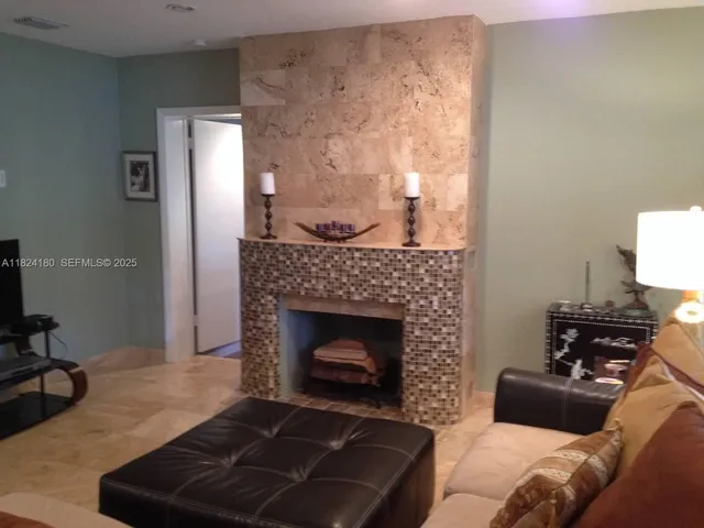 $875,000 | 324 Lavilla Drive, Miami Springs, FL 33166