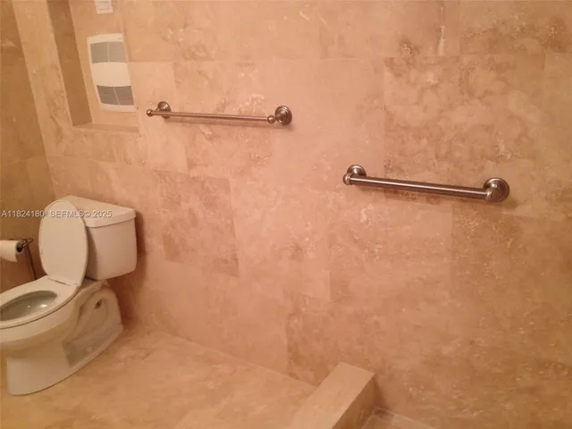 $875,000 | 324 Lavilla Drive, Miami Springs, FL 33166