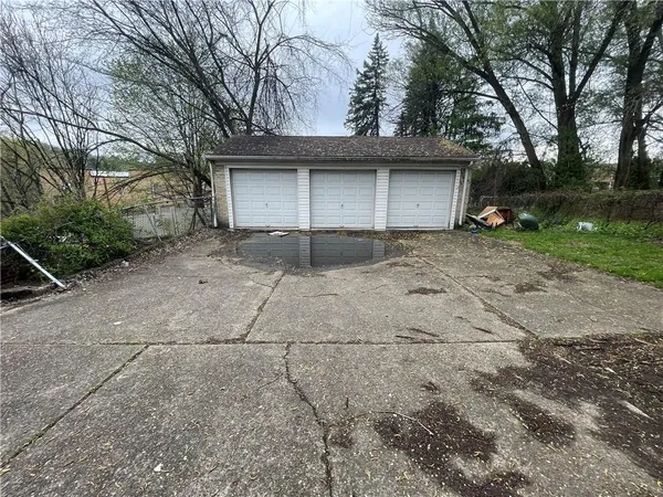 $1,095 | 170 Lincoln Avenue, Unit 2, Pittsburgh, PA 15202