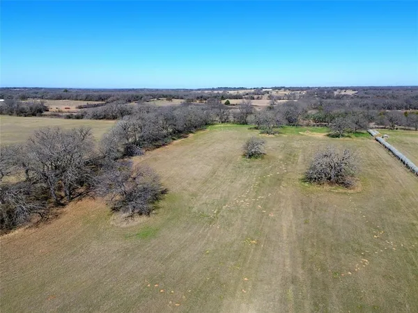 $500,000 | 1431 St Covington Tx 76636, Covington, TX 76636
