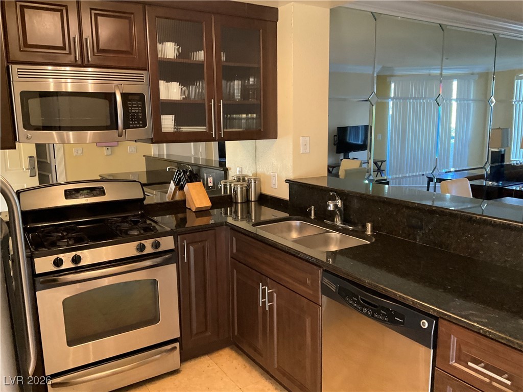 260 East Flamingo Road, Unit 319 Las Vegas, NV 89169 - Photo 12 of 35