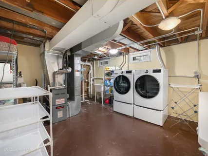 $575,000 | 918 Cambridge Avenue, Elmhurst, IL 60126