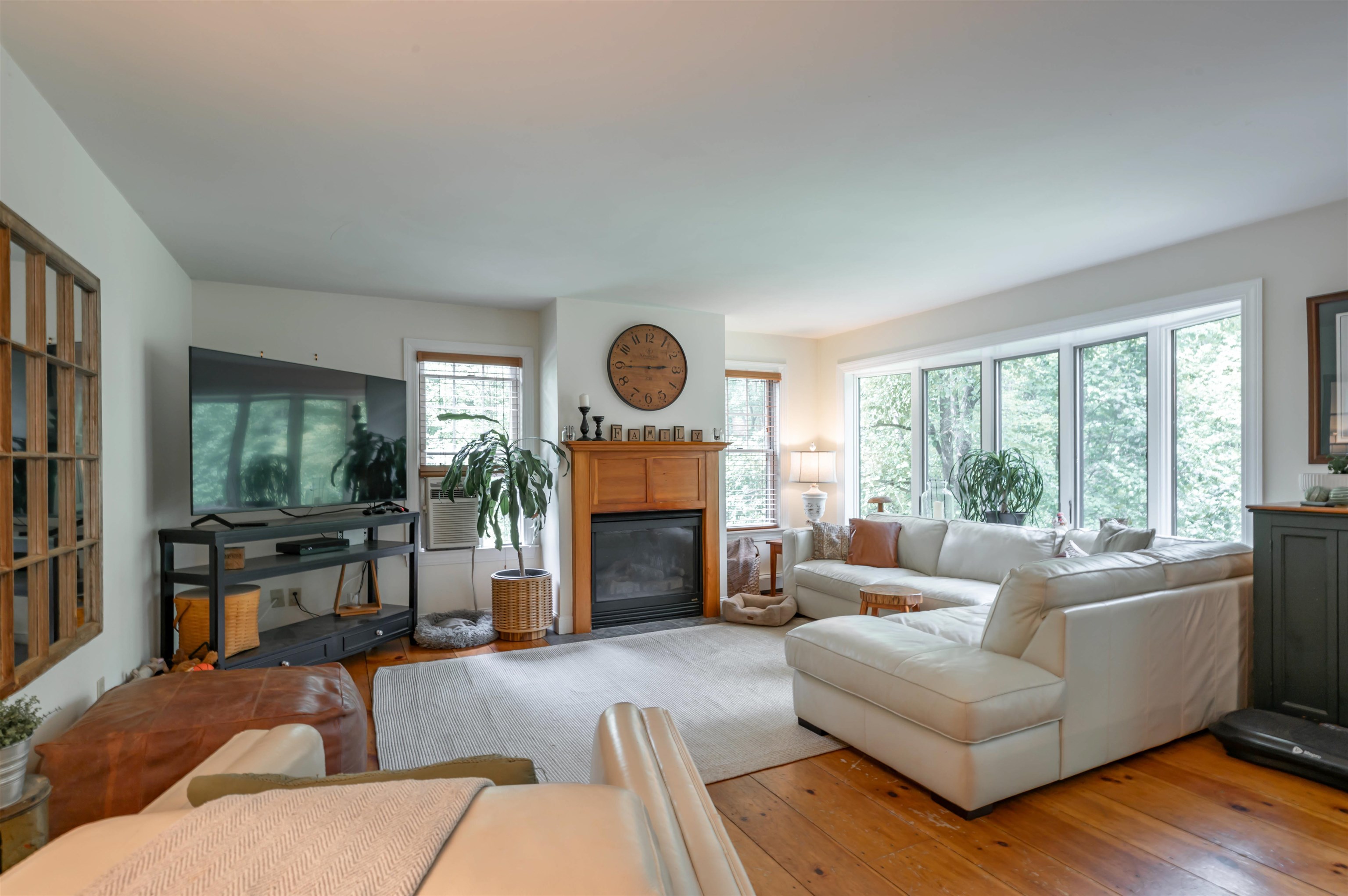 15 Chamberlain Road New Boston, NH 03070 - Photo 7 of 59