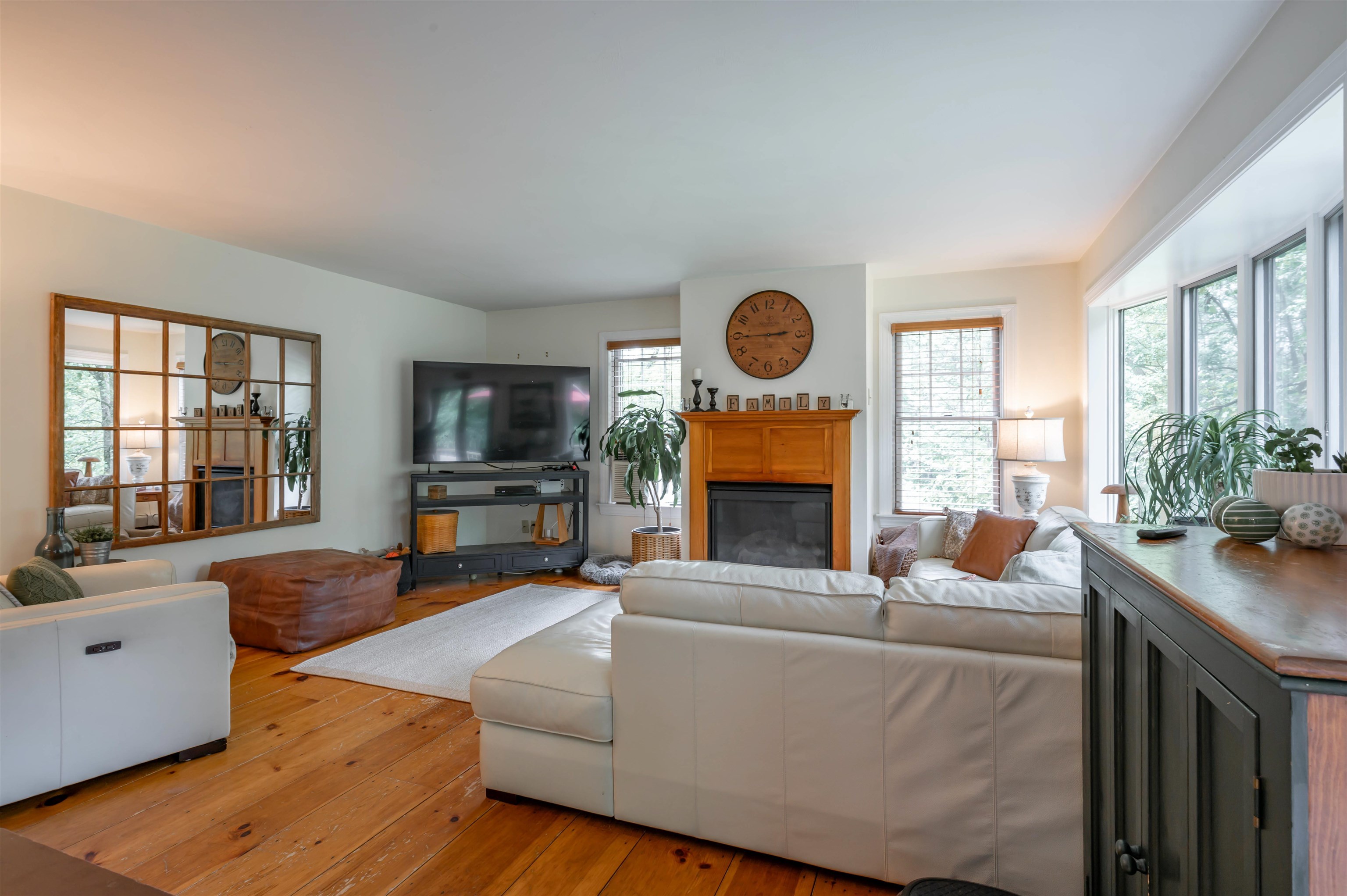 15 Chamberlain Road New Boston, NH 03070 - Photo 9 of 59