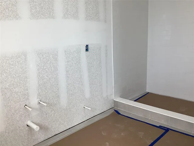 a view of room with shower