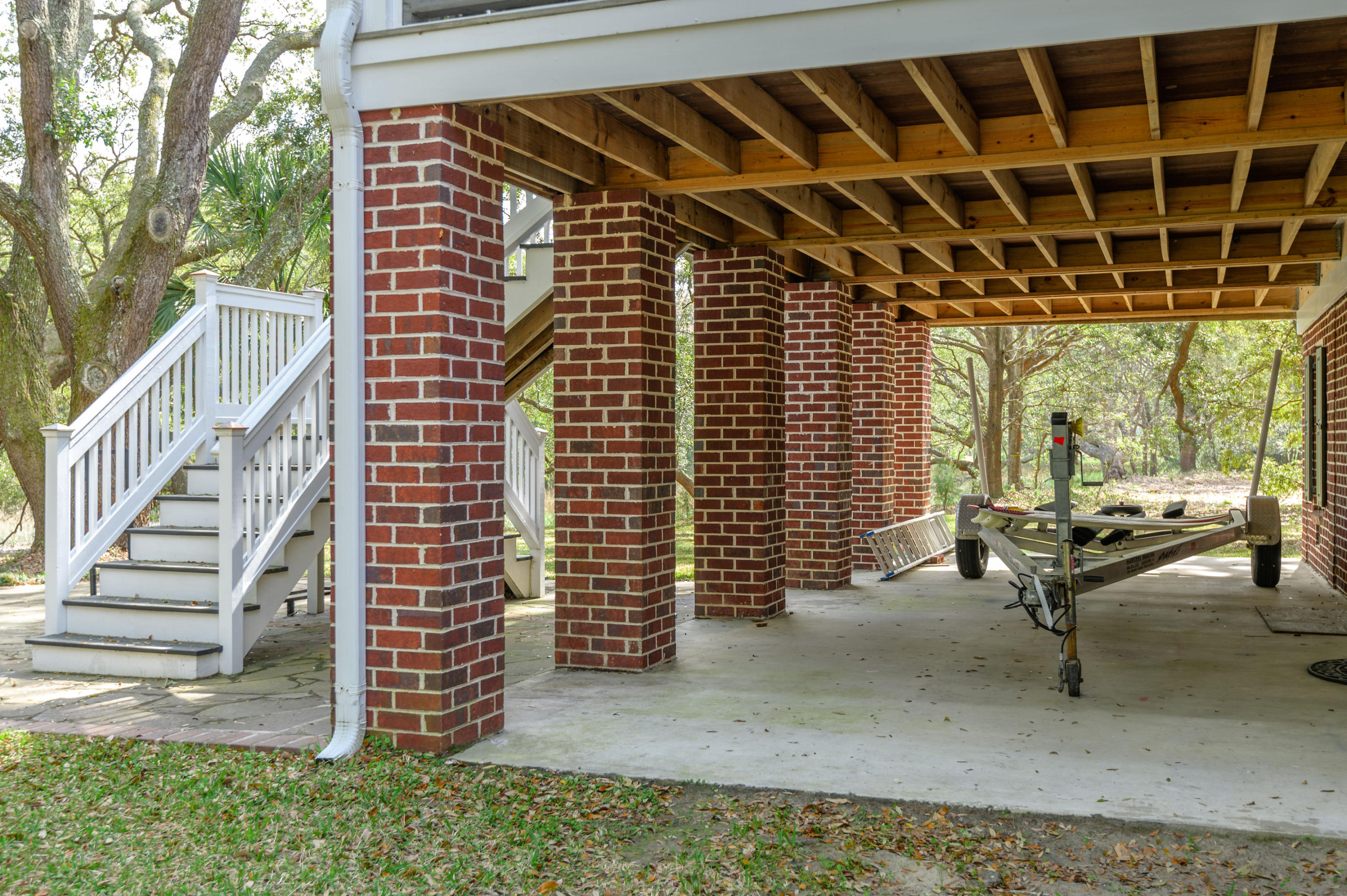 1666 Back Creek Road Charleston, SC 29412 - Photo 30 of 41 drive under