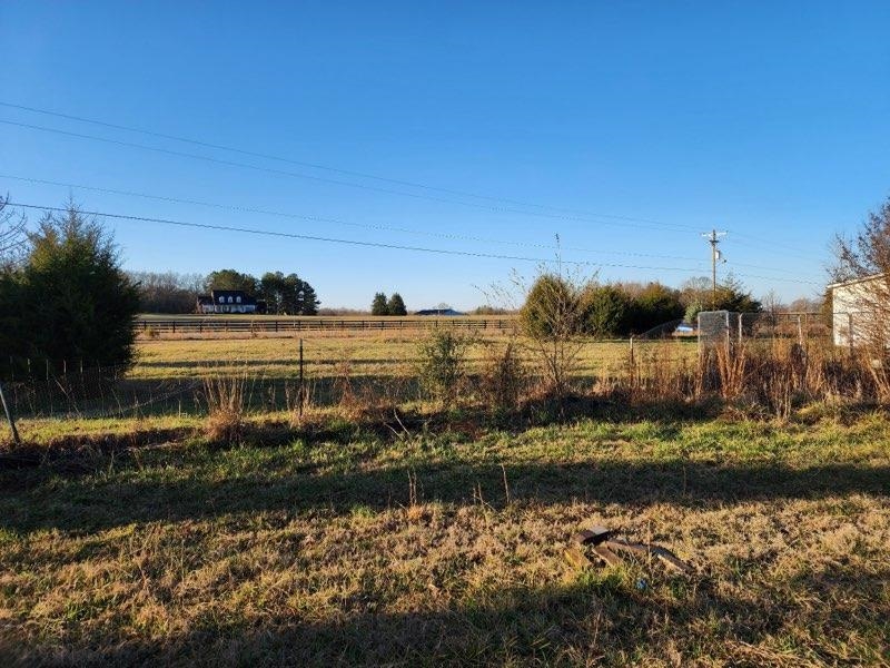 1549 Bethany Church Road Belton, SC 29627 - Photo 17 of 32